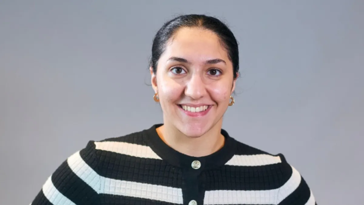 Etikpriset Columna 2025 tilldelas läkarstudent Houda Oraham