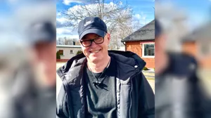 Mikael Rehnström i keps